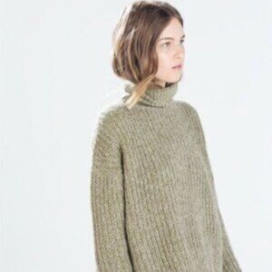 Zara light sage green alpaca blend cable knit funnelneck oversized sweater large
